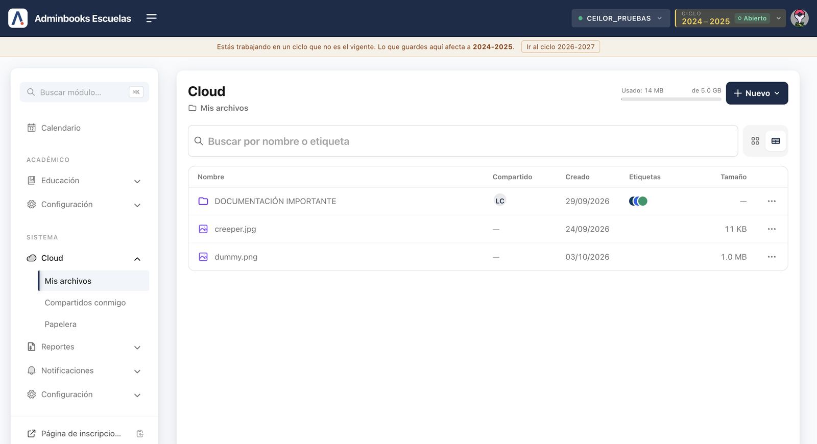 Archivos de la escuela en la nube, con etiquetas y espacio utilizado